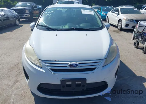 2013 Ford Fiesta S z USA, uszkodzony, nr VIN 3FADP4AJ7DM184180